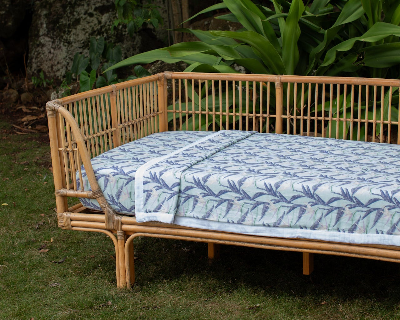 Dreamy Birds of Paradise Twin Lounger